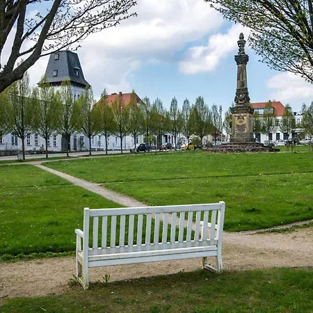 Blue House, * Putbus